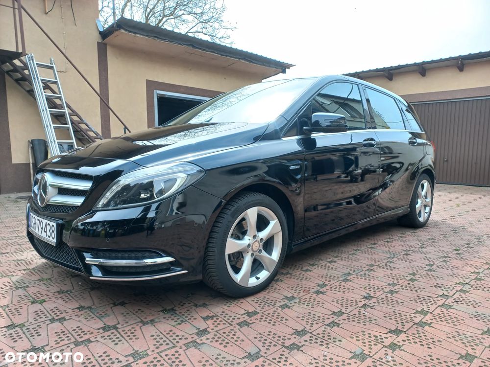 Mercedes-Benz Klasa B 180 CDI (BlueEFFICIENCY) 7G-DCT - 1