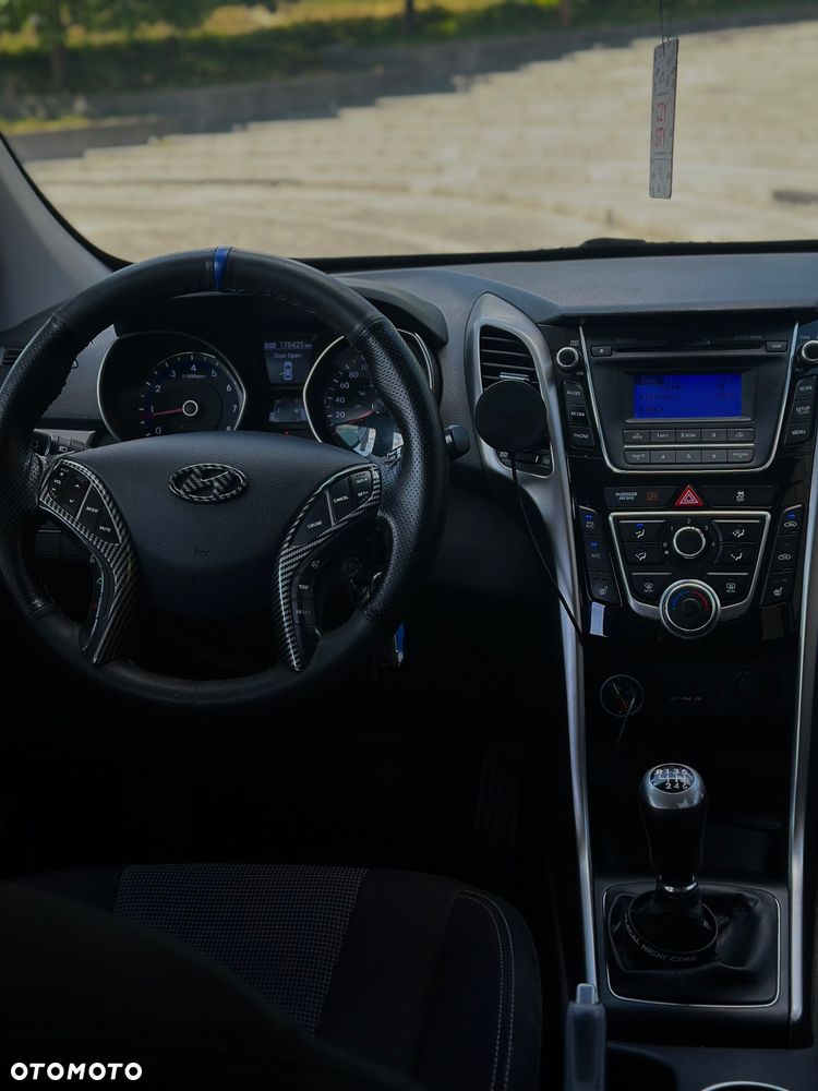Hyundai i30 - 17