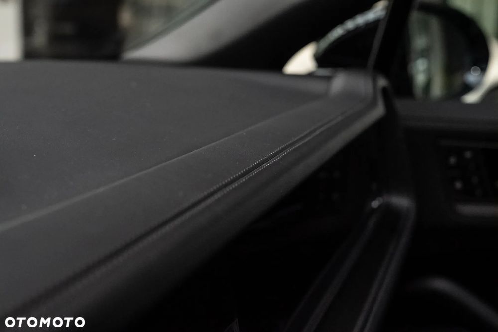 Porsche Cayenne S E-Hybrid PHEV Black Edition - 24