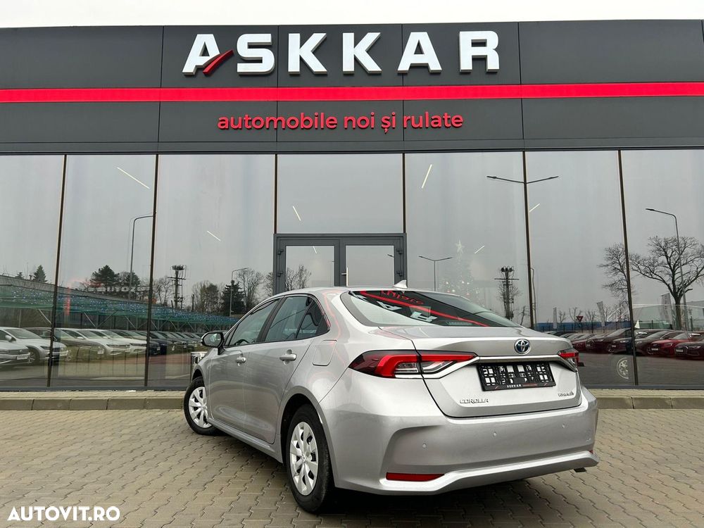 Toyota Corolla 1.8 HSD Business - 10