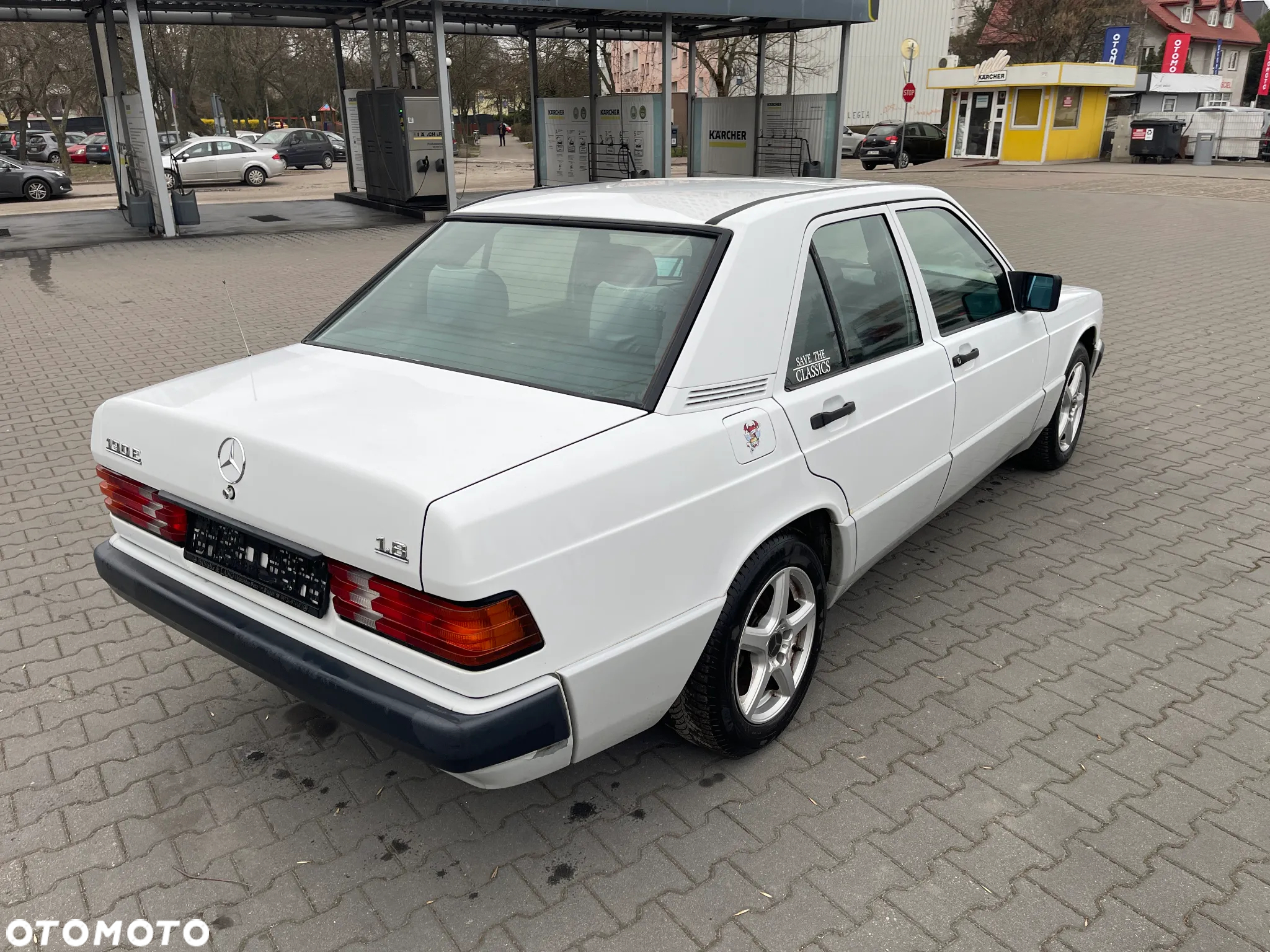 Mercedes-Benz W201 (190) - 3