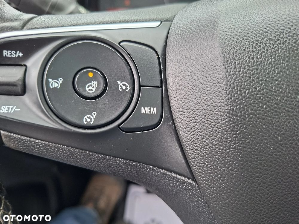 Opel Grandland X - 12