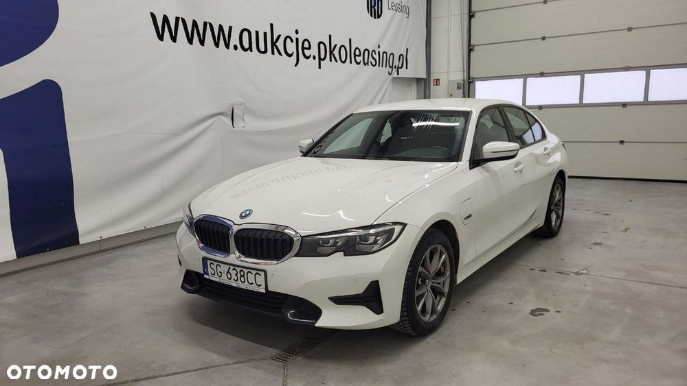 BMW Seria 3 - 1