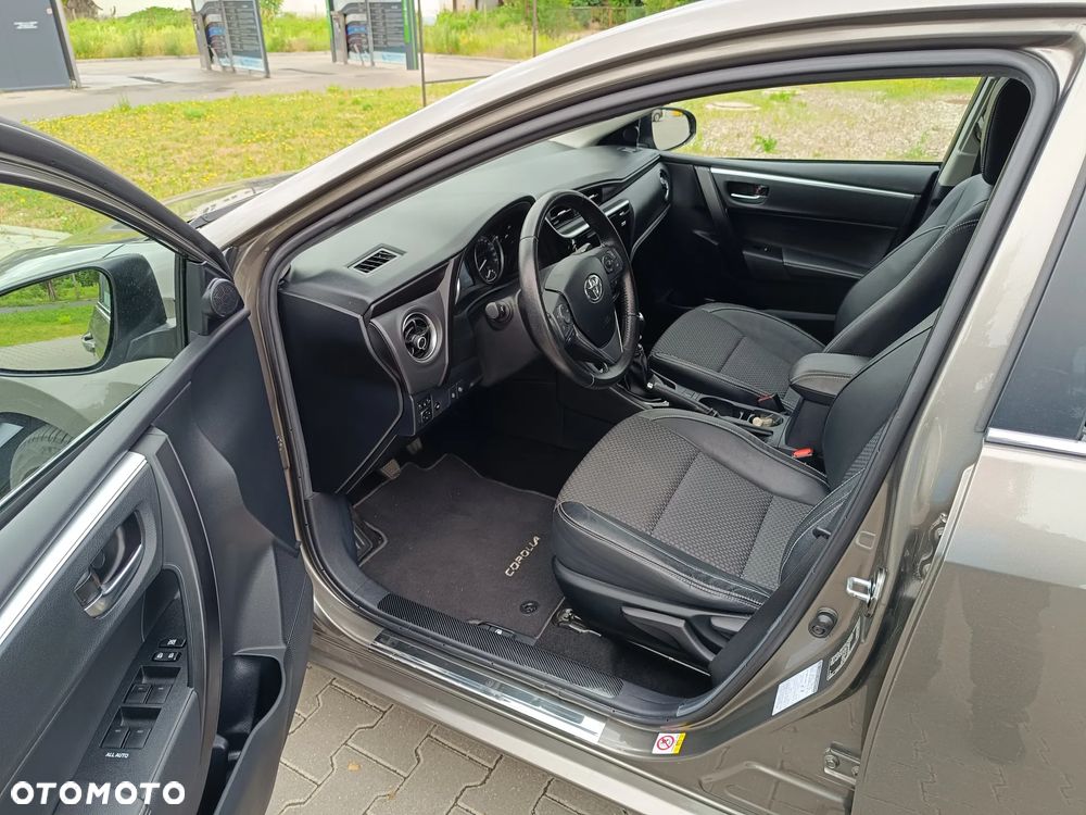 Toyota Corolla 1.6 Prestige - 7
