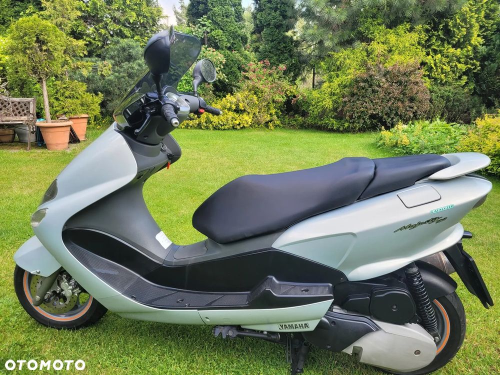 Yamaha Majesty - 11