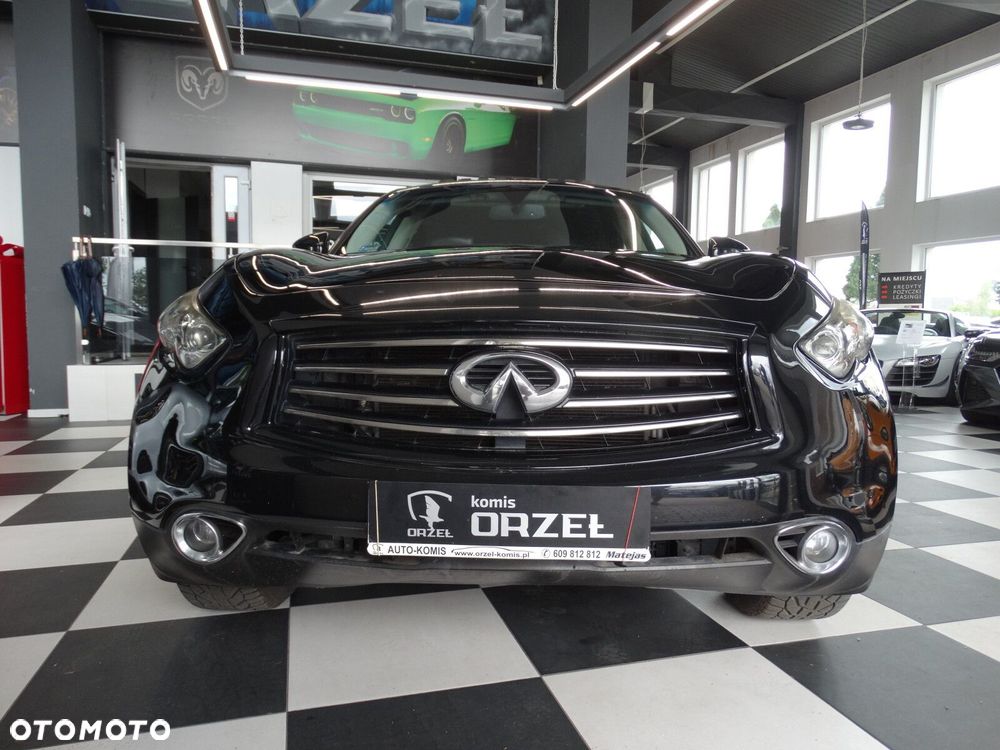 Infiniti QX70 - 2