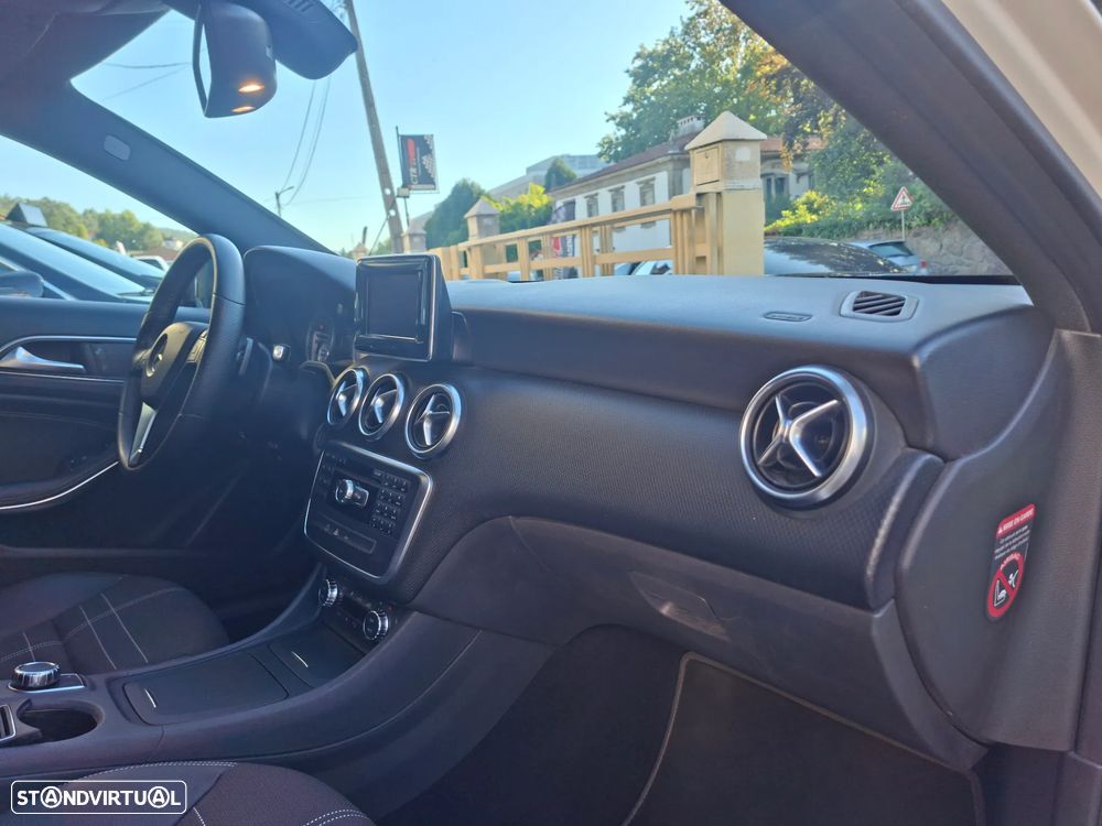 Mercedes-Benz A 200 CDI 4Matic 7G-DCT StreetStyle - 24