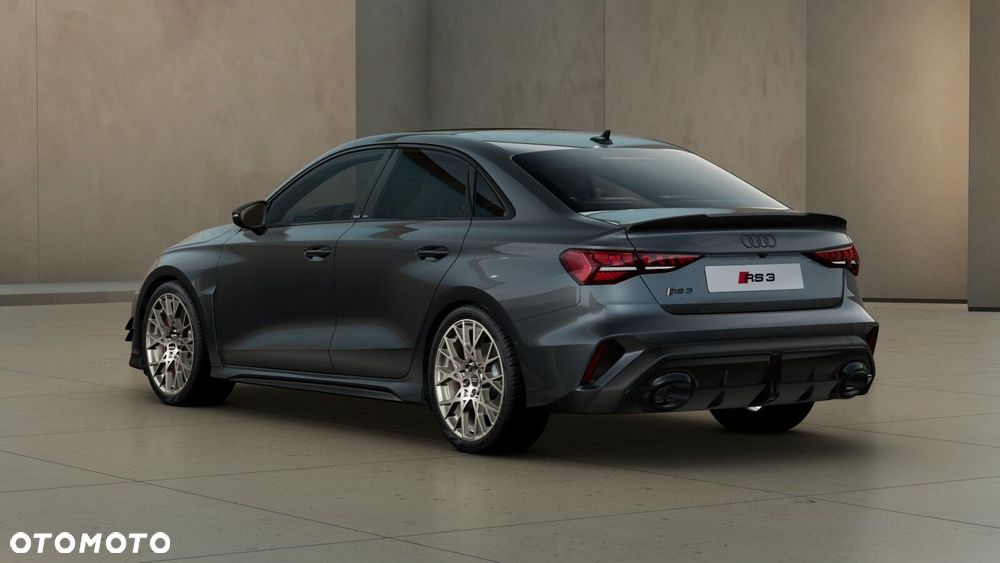 Audi RS3 Limousine - 2