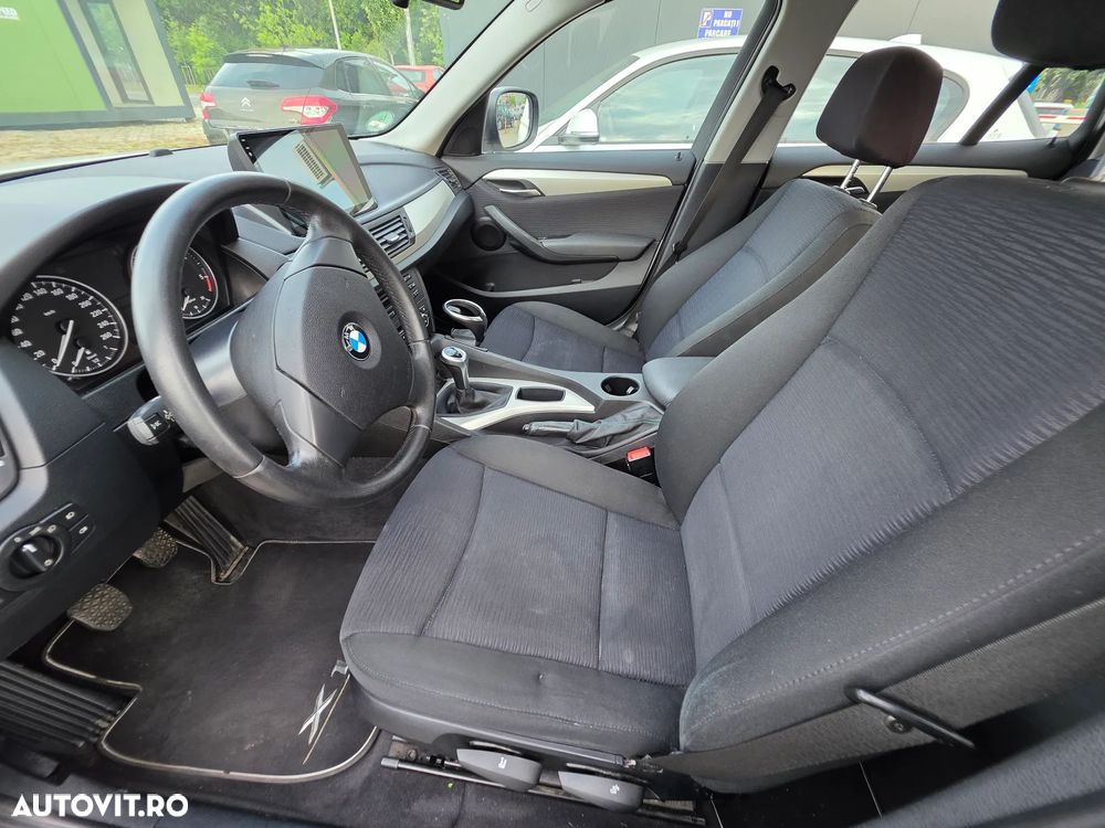 BMW X1 sDrive18d - 12