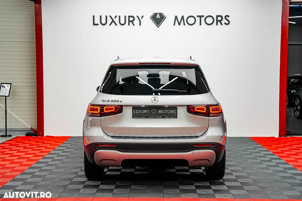 Mercedes-Benz GLB 200 d 4MATIC 8G-DCT Progressive - 9