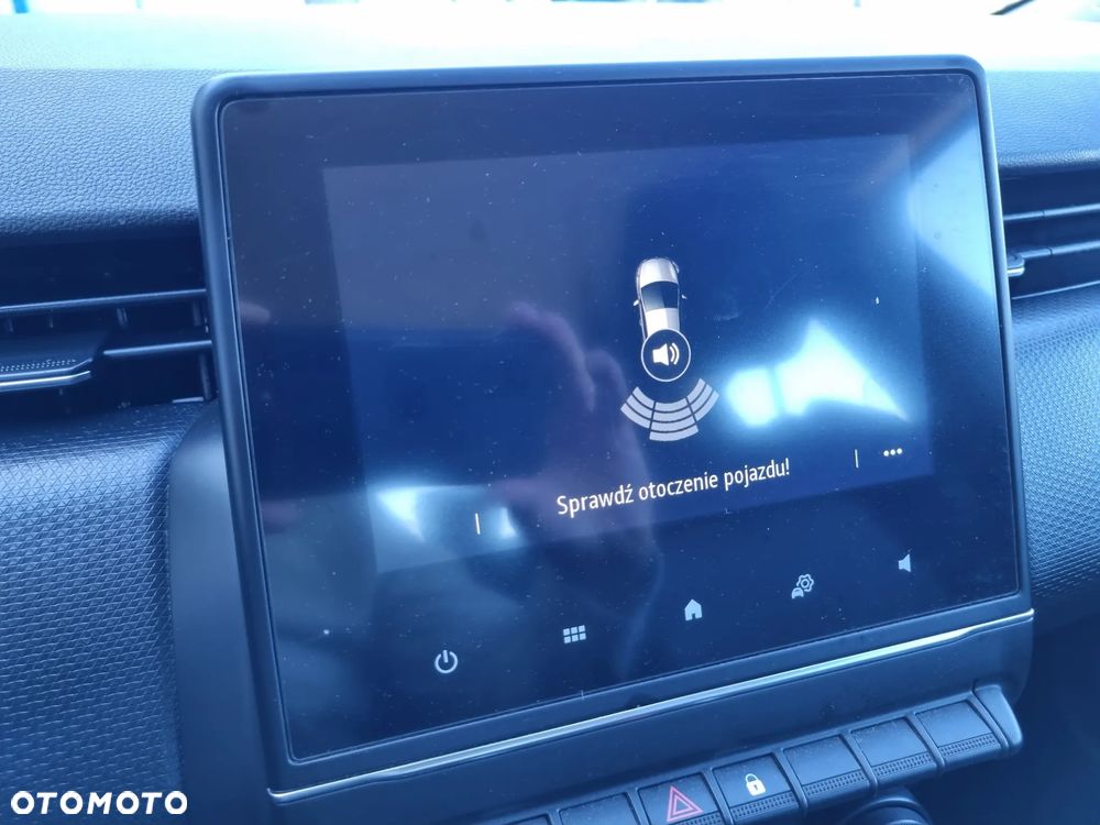 Renault Clio SCe 75 EXPERIENCE - 25