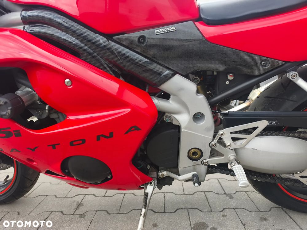 Triumph Daytona - 13