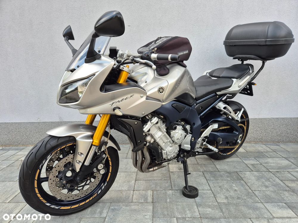 Yamaha FZ - 2