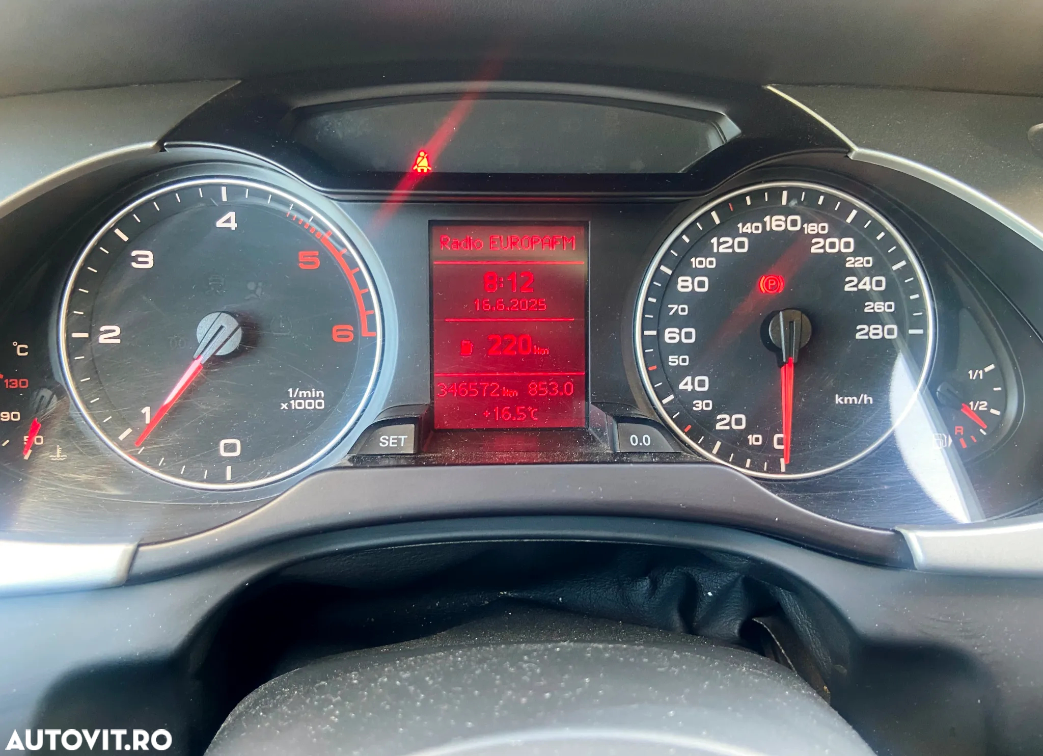 Audi A4 2.0 TDI B8 - 14