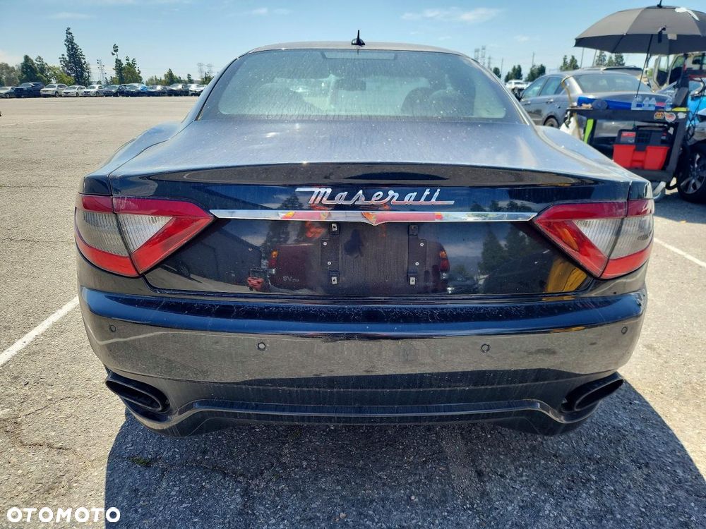 Maserati GranTurismo - 7