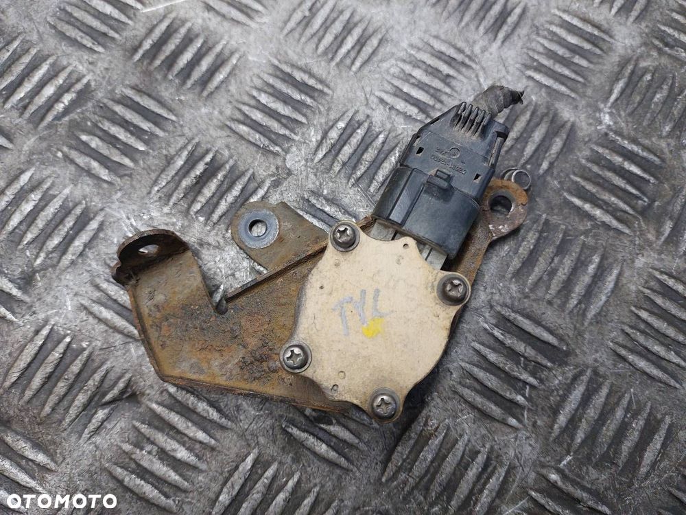 CZUJNIK POZIOMOWANIA ŚWIATEŁ XENON TYŁ HONDA ACCORD VII - 1