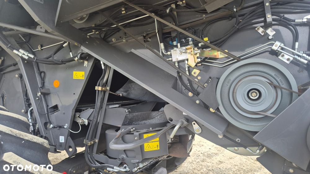 Claas Lexion 760 z hederem - 15