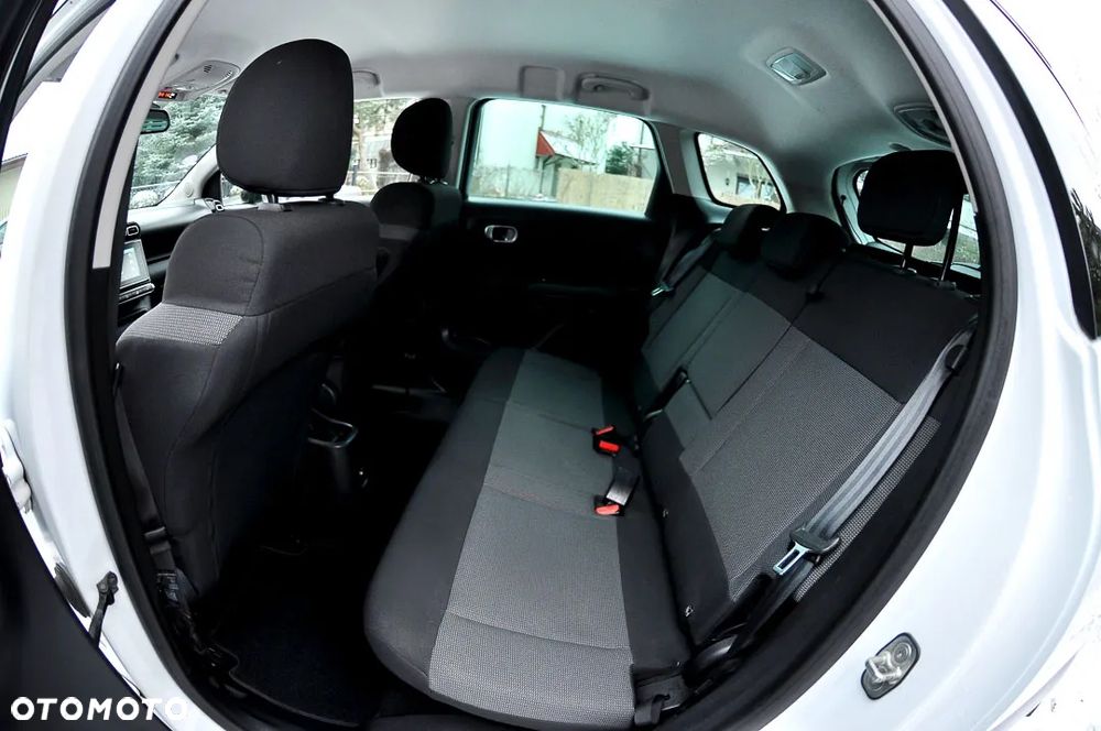 Citroën C3 Aircross PureTech 110 Stop & Start OPF SHINE - 23