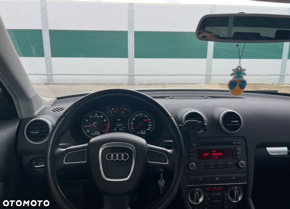Audi A3 Sportback - 3