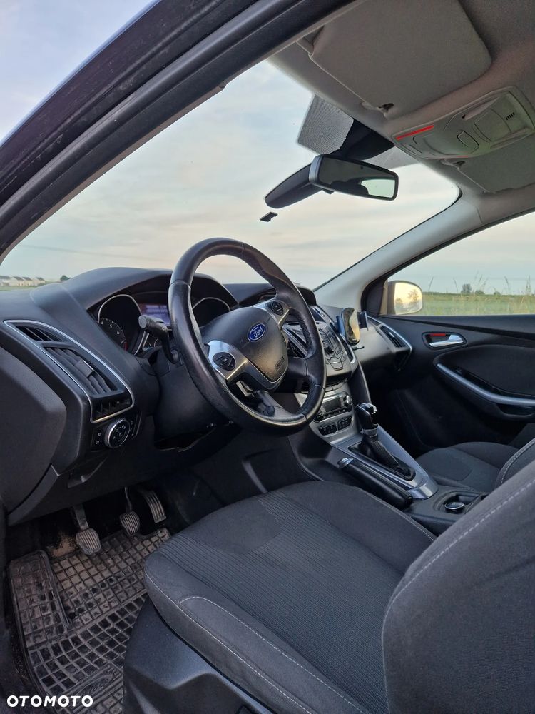 Ford Focus 1.0 EcoBoost Titanium - 10
