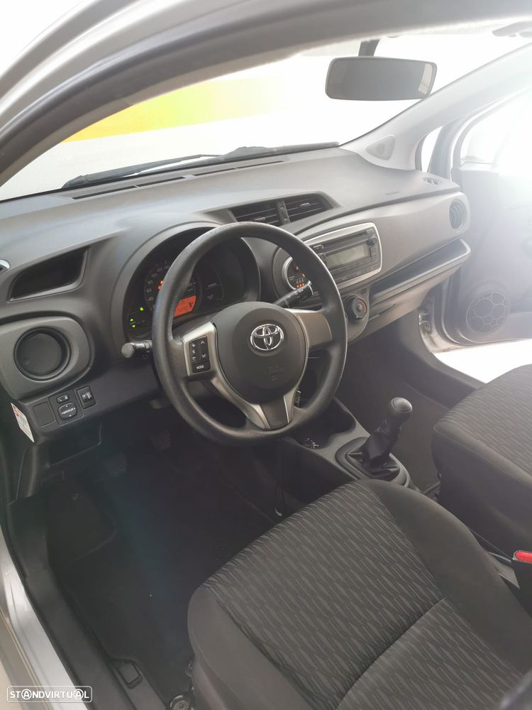 Toyota Yaris 1.0 VVT-i ACtive+AC - 10