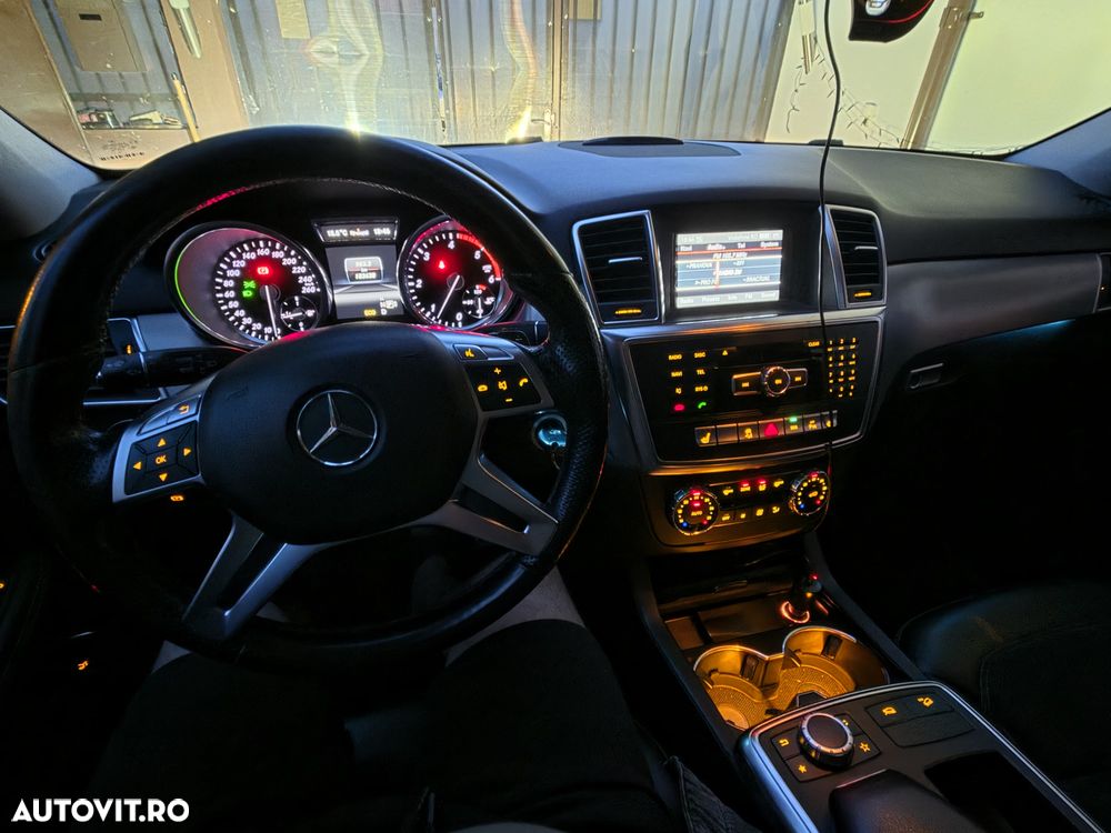 Mercedes-Benz ML 350 BlueTEC 4MATIC Aut - 9