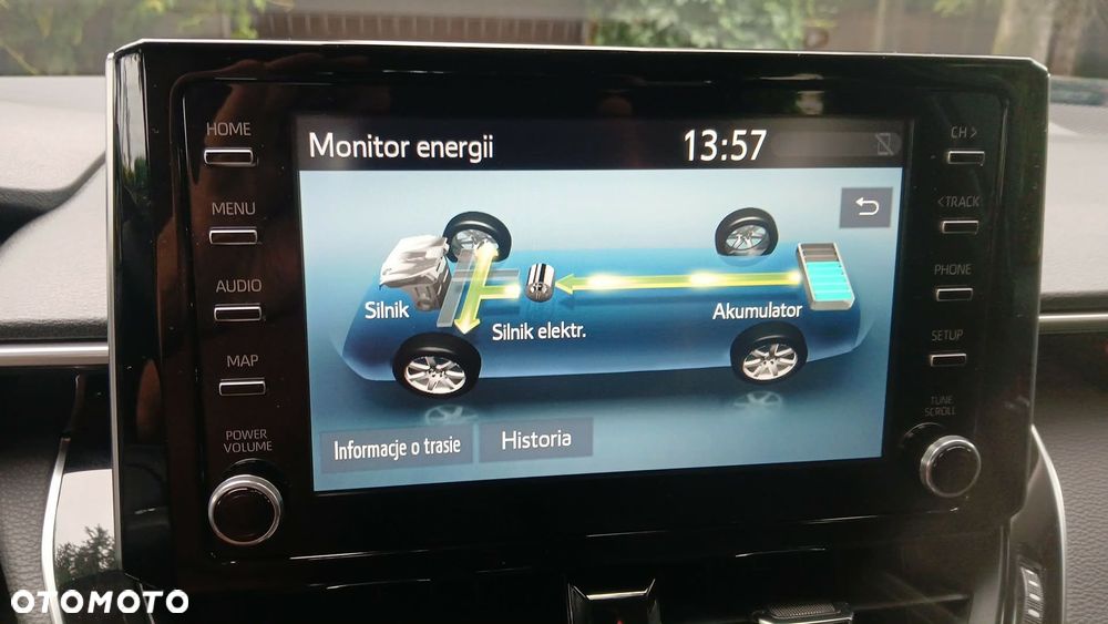 Toyota Corolla 1.8 Hybrid GPF Active - 24