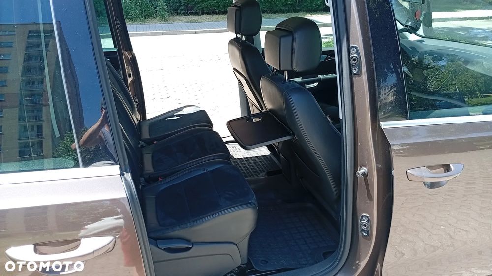 Volkswagen Sharan 2.0 TDI Highline - 19
