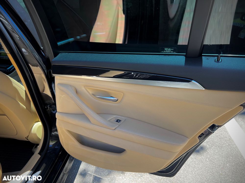 BMW Seria 5 518d - 12
