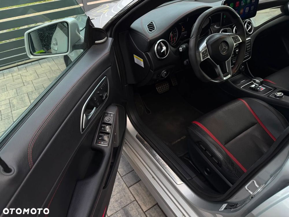 Mercedes-Benz CLA 45 AMG 4-Matic - 15