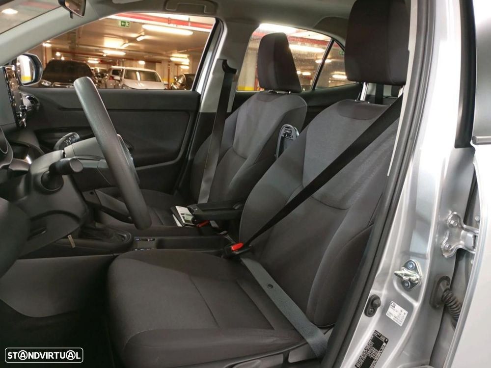 Toyota Yaris Cross 1.5 HDF Comfort - 7