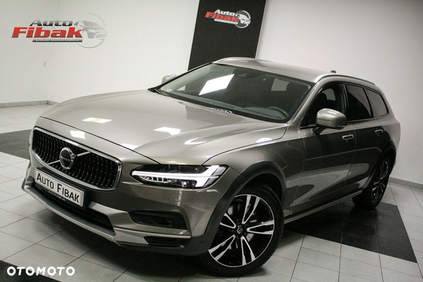 Volvo V90 Cross Country