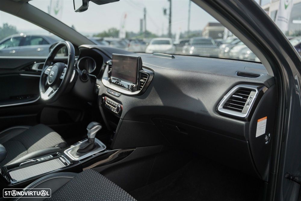 Kia XCeed 1.6 GDi PHEV Drive - 34