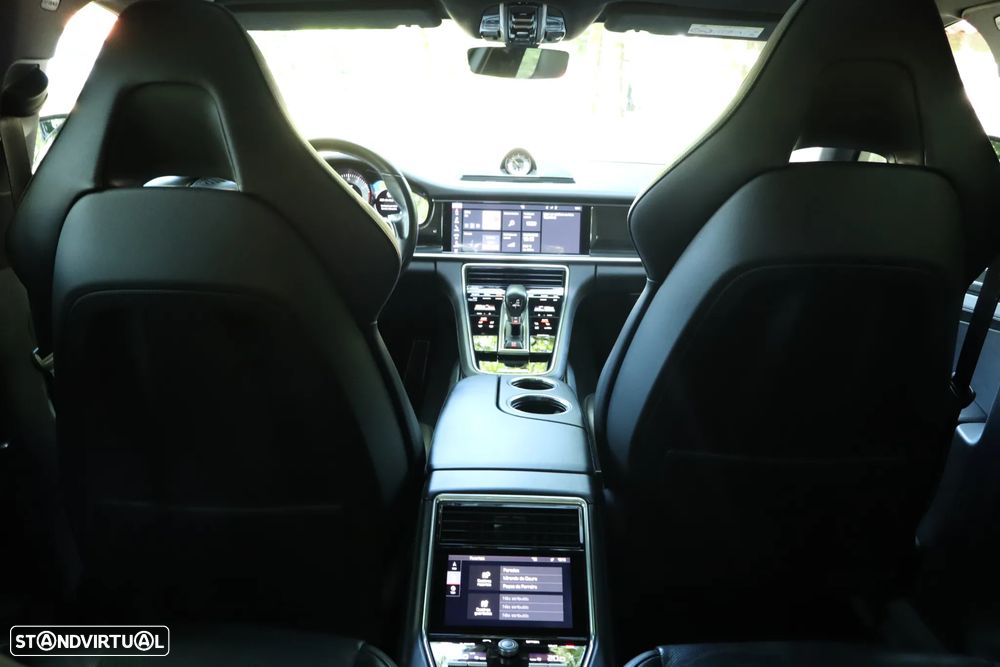 Porsche Panamera - 38