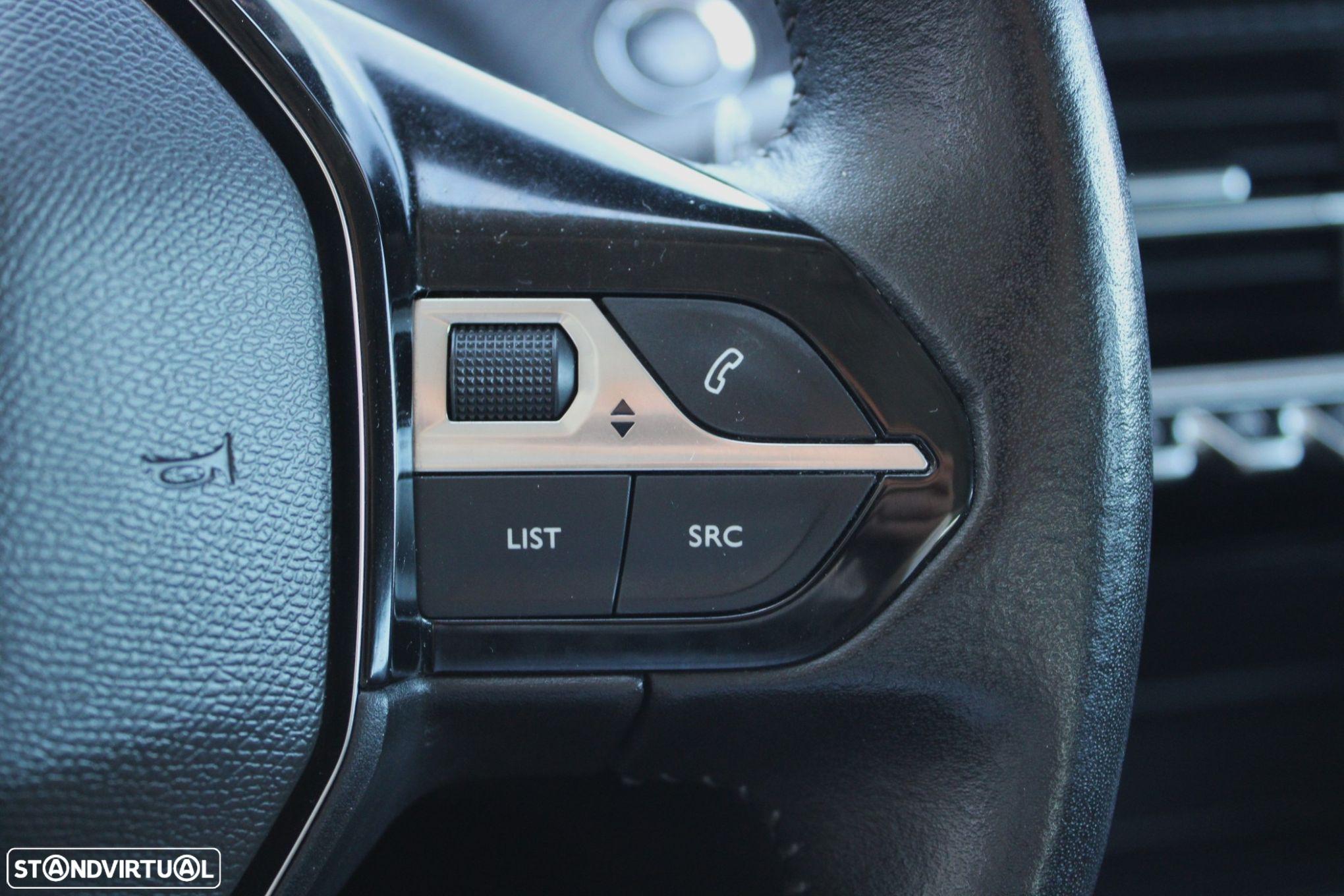Peugeot e-208 50 kWh Active Pack - 13