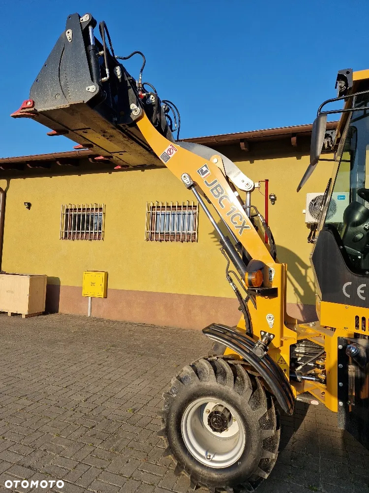 JCB 1CX - 37