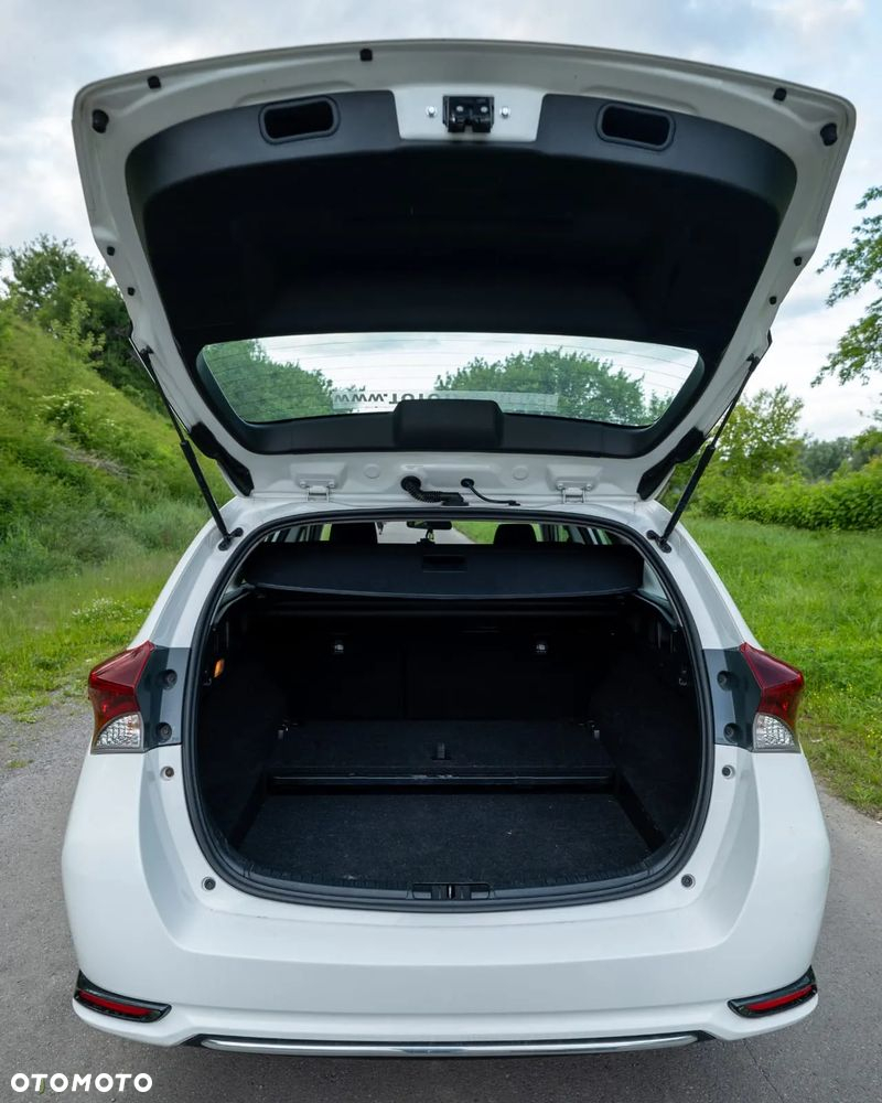 Toyota Auris 1.8 VVT-i Hybrid Automatik Design Edition - 10