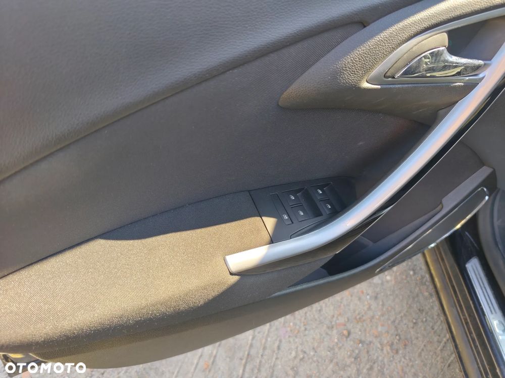 Opel Astra 1.4 ecoFLEX Sport - 23