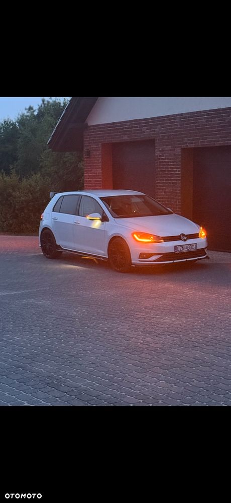 Volkswagen Golf 2.0 BlueTDI DSG Highline - 24