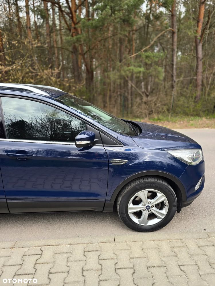 Ford Kuga 1.5 EcoBoost 2x4 Titanium - 12