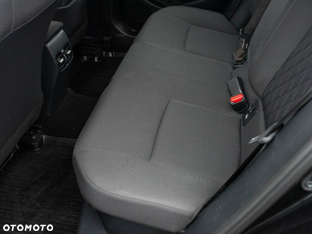 Toyota Corolla - 25