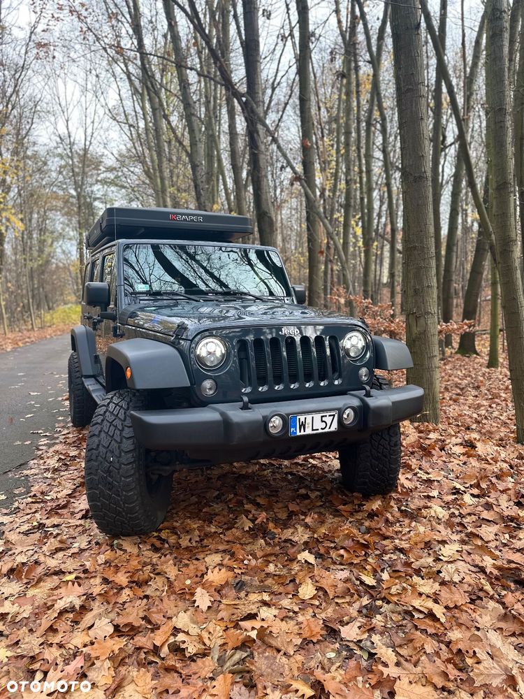 Jeep Wrangler - 2