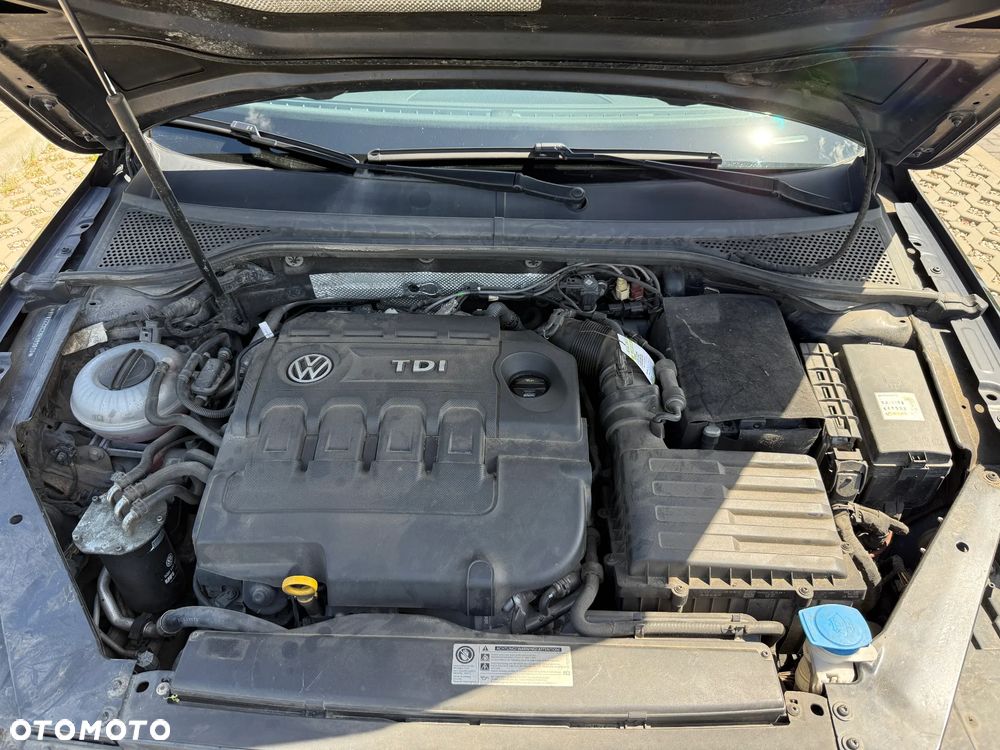 Volkswagen Passat 2.0 TDI BMT Highline DSG - 19