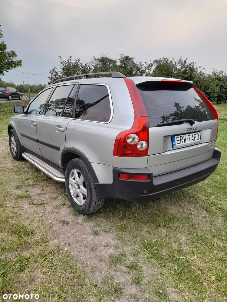 Volvo XC 90 D5 - 4