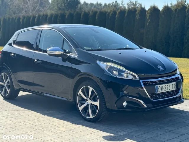 Peugeot 208 - 3