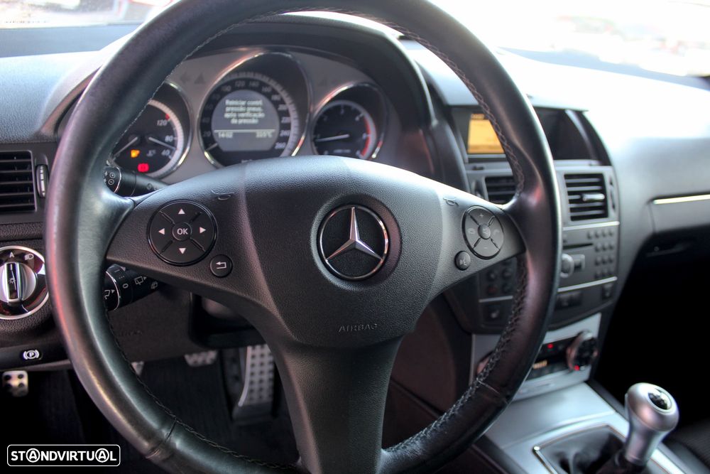 Mercedes-Benz C 220 Station CDI DPF BlueEFFICIENCY Avantgarde - 15