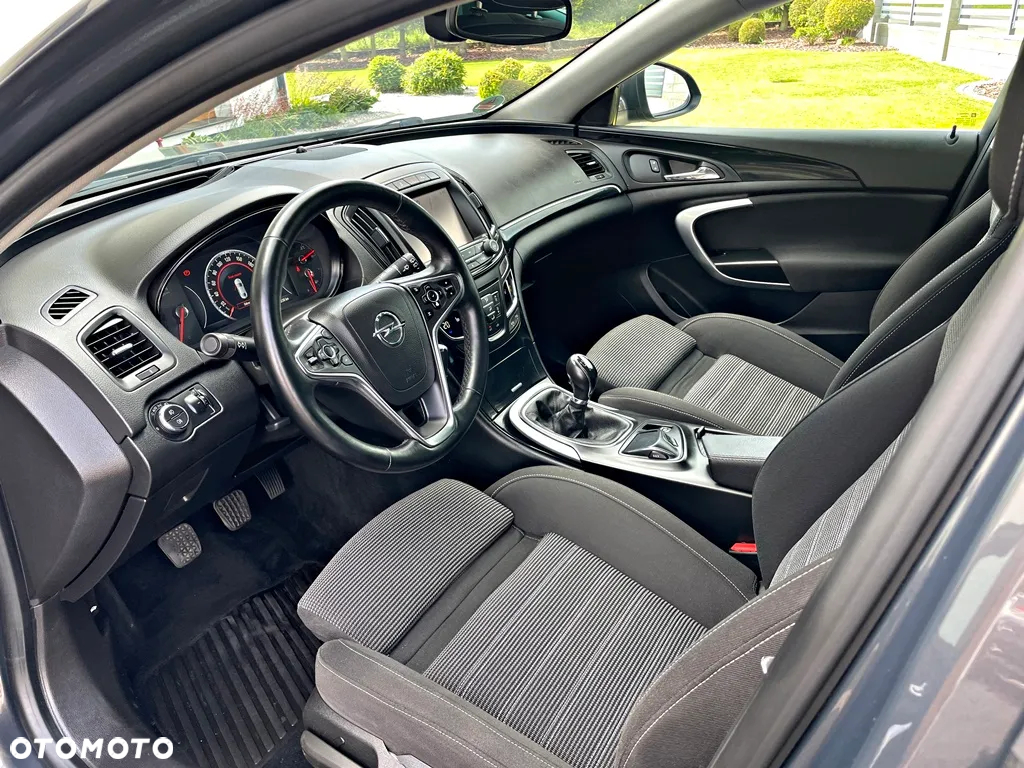 Opel Insignia 2.0 CDTI Sports Tourer ecoFLEXStart/Stop Business Edition - 19