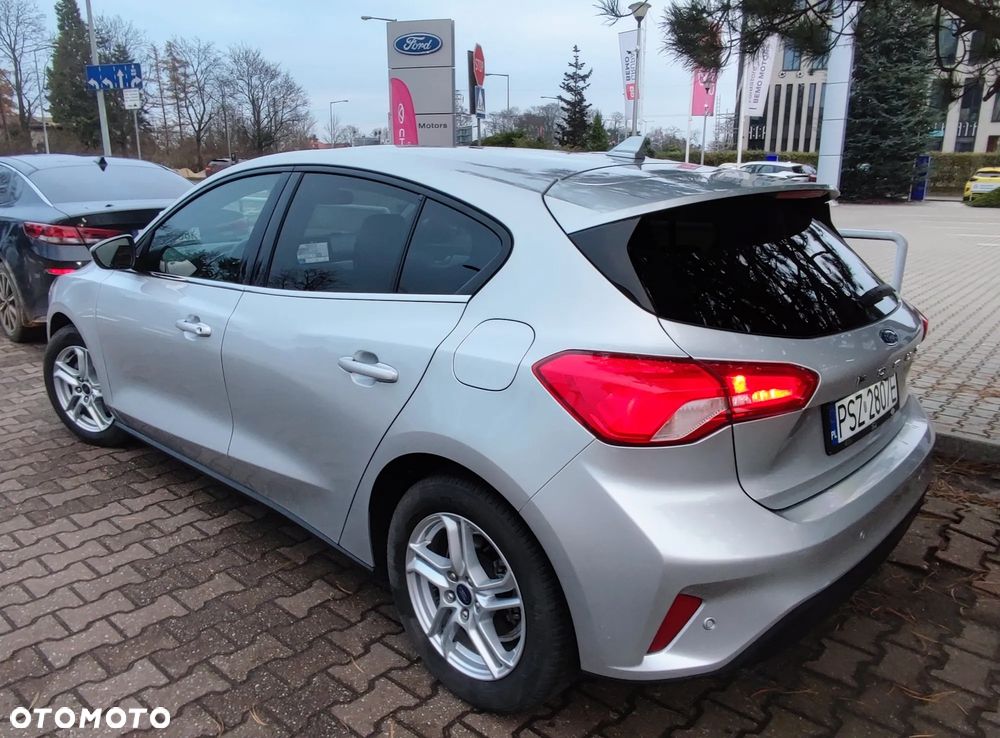 Ford Focus 1.0 EcoBoost Titanium ASS PowerShift - 8