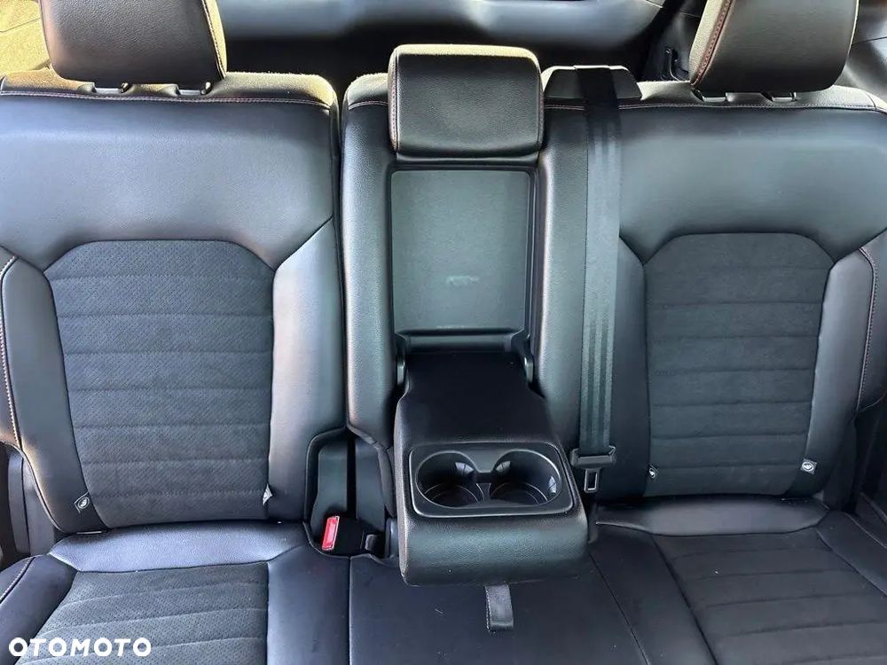 Ford Edge - 12