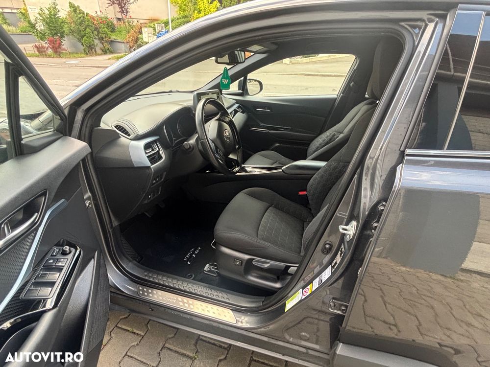 Toyota C-HR 2.0 Lounge - 6
